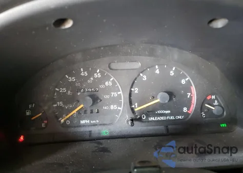 1992 Geo Tracker from USA, damaged, VIN 2CNBJ18U2N6907880